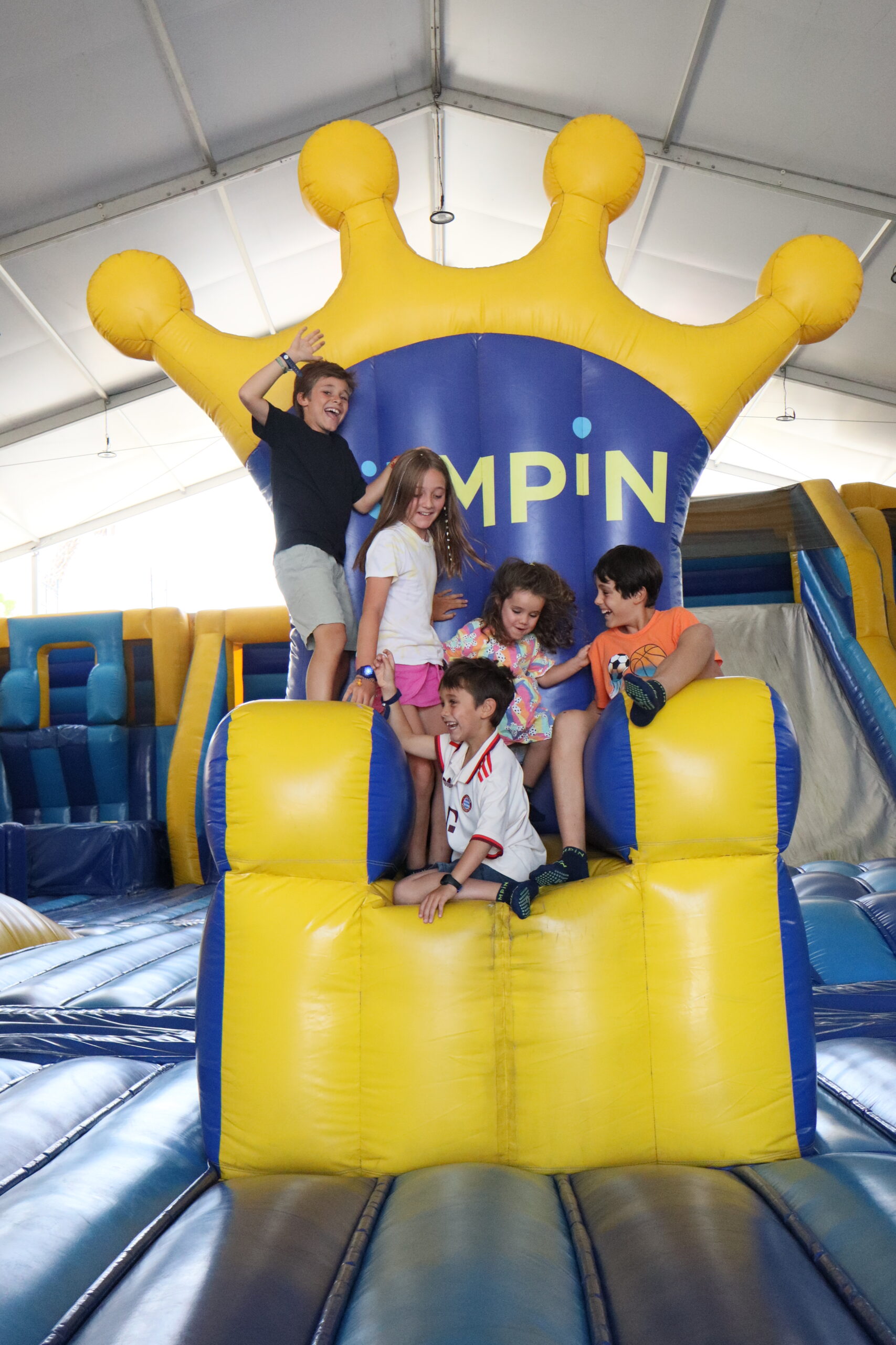 Diversión asegurada en parques inflables para niños de todas las edades